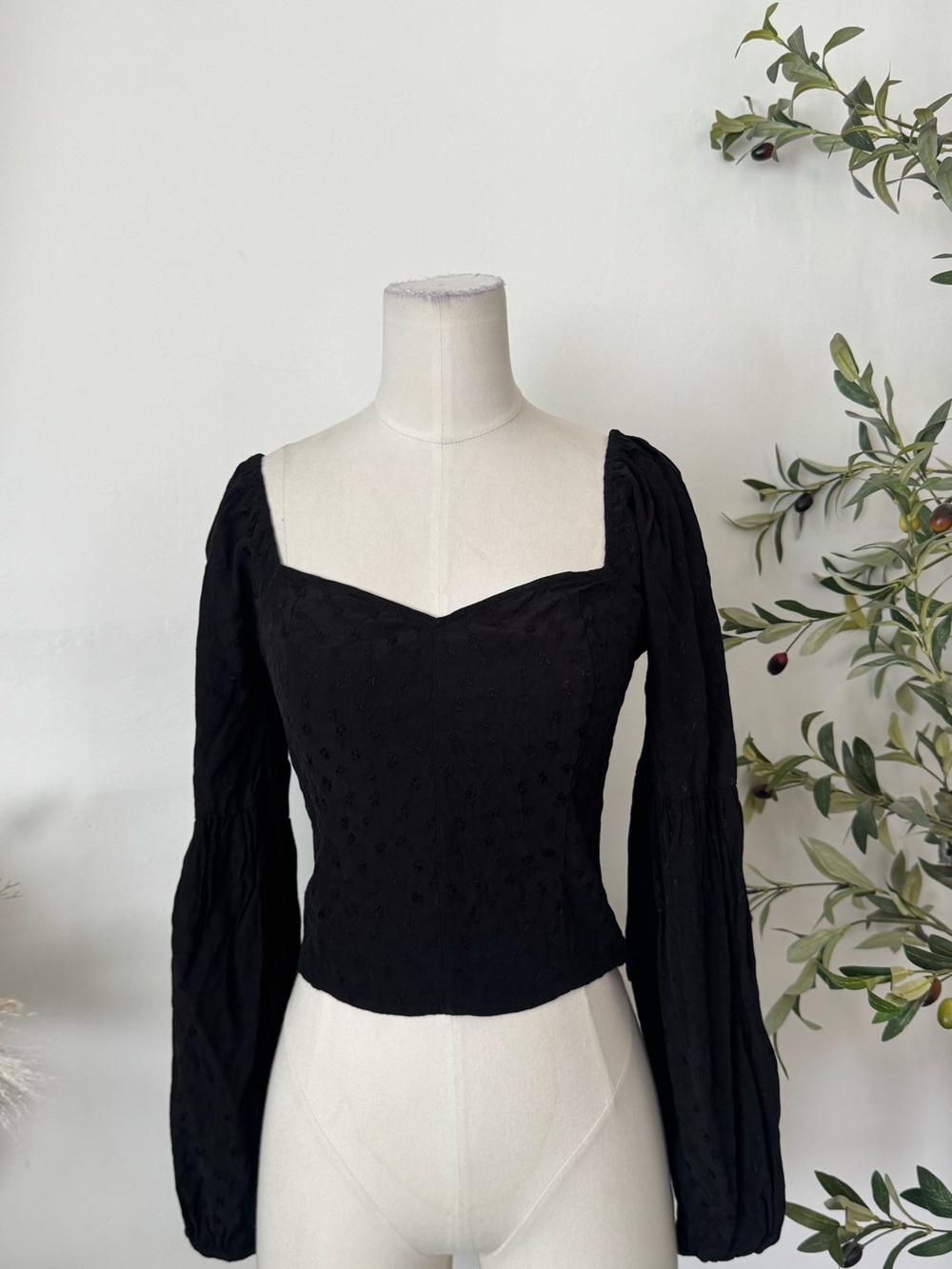 PAIGE Black Sweetheart Neck Smocked Puff Sleeve Blouse Top Size S